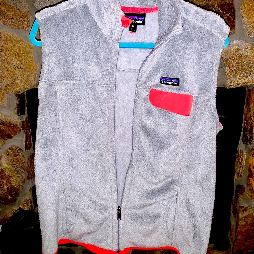 PATAGONIA Women’s sherpa-feel vest new-gorgeous